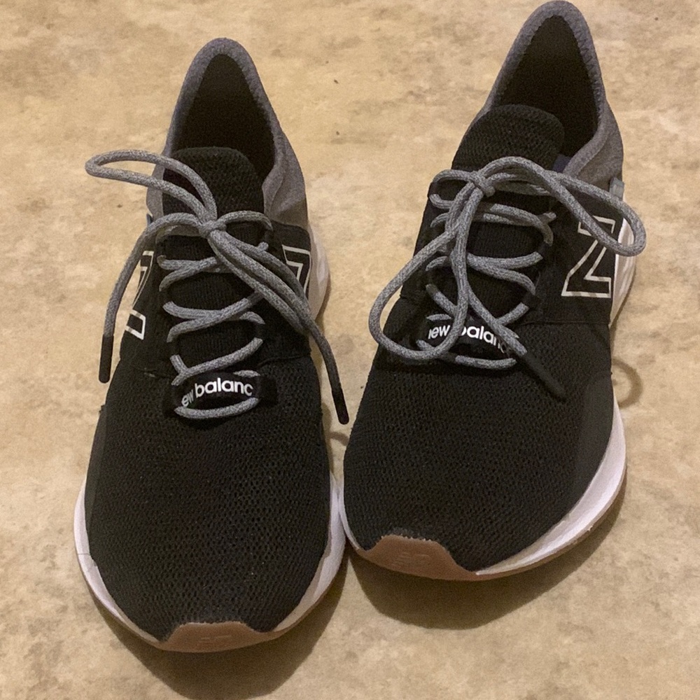 Women’s New Balance ROAV Fresh Foam Size 9